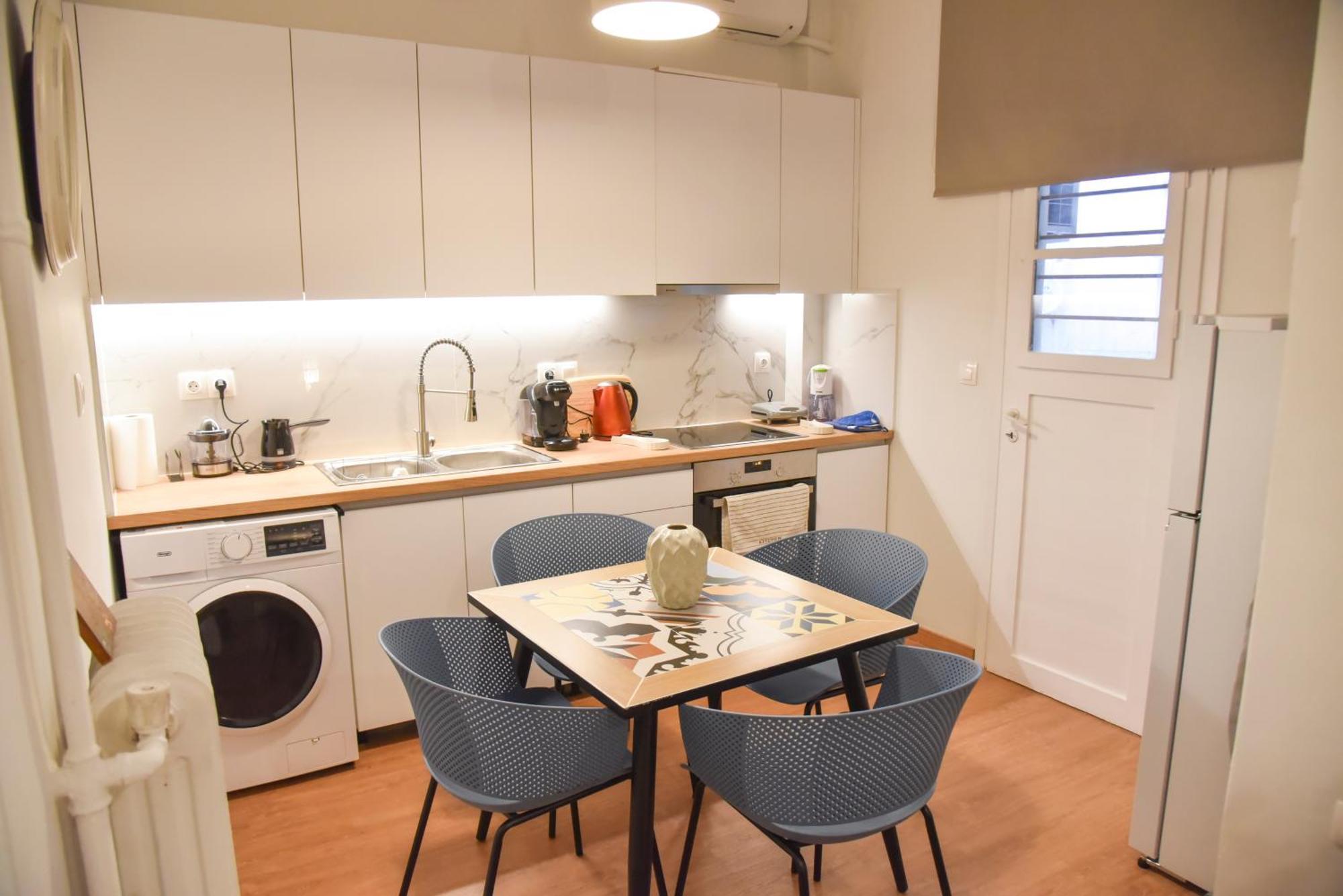 Apartamento Ηλιόλουστο Atenas Exterior foto